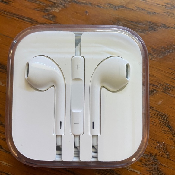 Apple earbuds - Picture 1 of 2